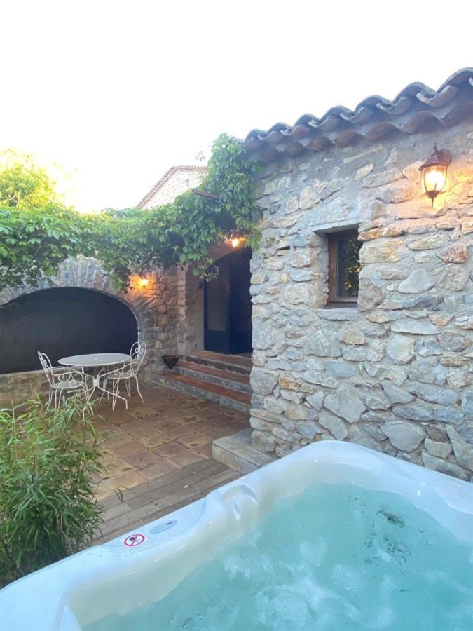 Bed & Breakfast L Amourier D Hotes Pour Amoureux Avec Jacuzzi Ou Baignoire Xxl *