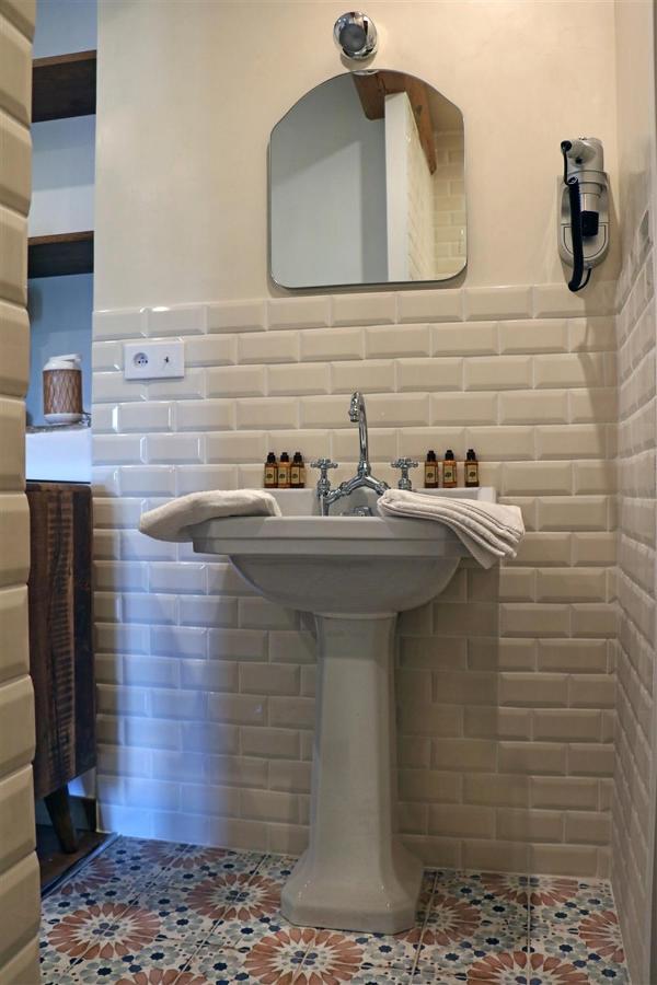 L Amourier D Hotes Pour Amoureux Avec Jacuzzi Ou Baignoire Xxl Bed & Breakfast