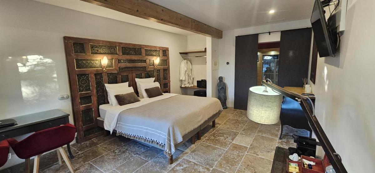 L Amourier D Hotes Pour Amoureux Avec Jacuzzi Ou Baignoire Xxl *